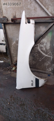 Mazda 626 sağ ön çamurluk