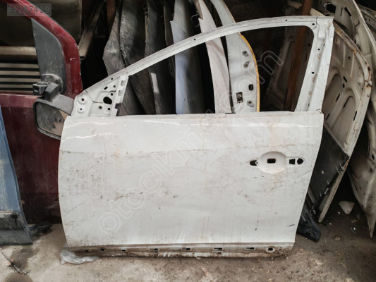 RENAULT MEGANE 3 SOL ÖN KAPI