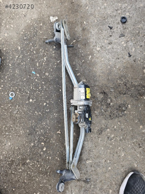 DACİA SANDERO ÖN CAM SİLECEK MOTORU