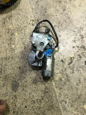 Opel Corsa b arka silecek motoru gm tertemiz