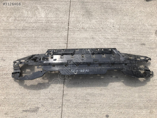 BMW İ4 4 SERİ G26 M ARKA TAMPON ORTA BRAKET 51128096508