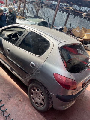 PEUGEOT 206 SOL ARKA ÇAMURLUK KESME ORJİNAL PEJO
