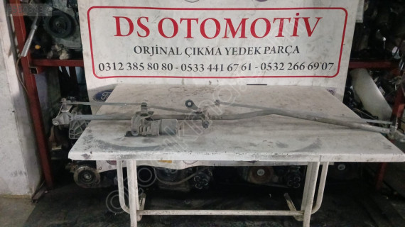 PEUGEOT 308 ÖN CAM SİLECEK MEKANİZMASI