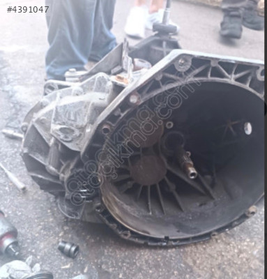 Renault Master 2 6 iler şanzıman orjinal muayer