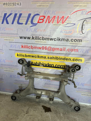 BMW G30 ARKA TRAVERS ÇIKMA ORJİNAL 33316861201
