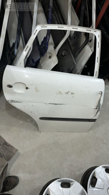 SEAT CORDOBA ÇIKMA ORJİNAL SAĞ ARKA KAPI BD2