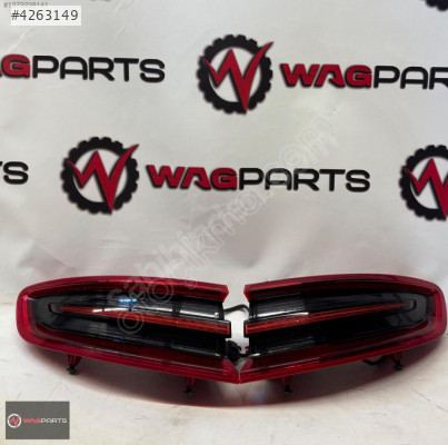 2015 - 2019 PORSCHE MACAN SAĞ VE SOL STOP TAKIMI 95B945096