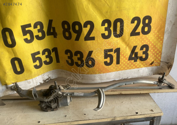 Mercedes W205 silecek motoru ve mekanizması