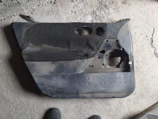 RENAULT MEGANE II SOL ÖN KAPI DÖŞEMESİ 156016612