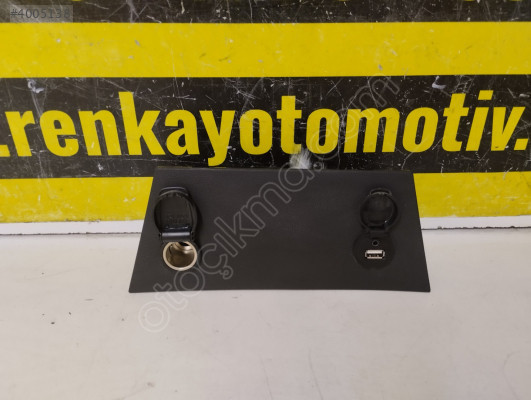 682649416R DACİA DUSTER ÇAKMAKLIK USB ÇERÇEVESİ ORJ ÇIKMA RENKAY
