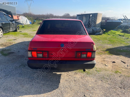 Tofaş Şahin arka cam