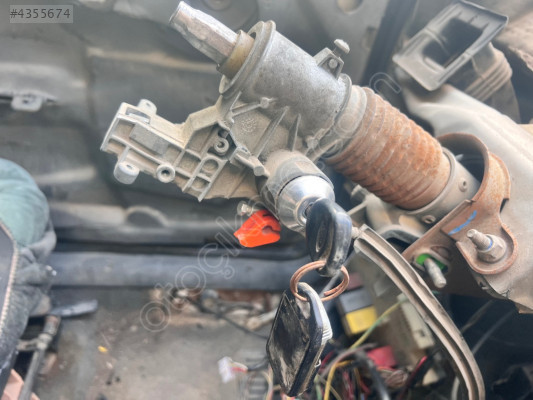 FORD ESCORT 96 MODEL DİREKSİYON MİLİ MAFSALI KONTAK SETİ ORJ