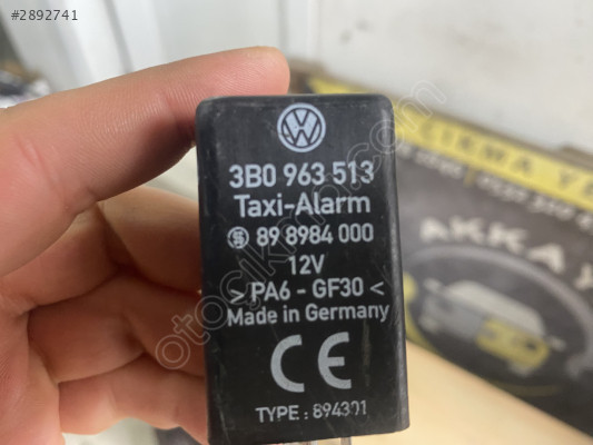 3B0963513 Transporter Taxi Alarm Kontrol ünitesi Orjinal Çıkma