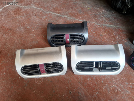 ÖZMEN OPEL CORSA C ORTA KALORİFER IZGARASI ÜFLEMESİ 90535117