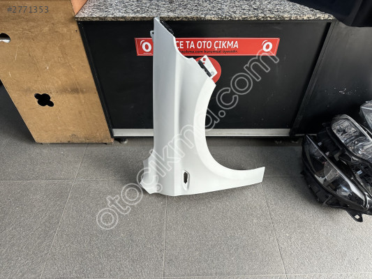 FİAT EGEA SAĞ ÖN ÇAMURLUK SÖKME BOYASIZ ORJİNAL BEYAZ