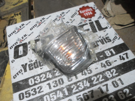 MAZDA B2500 PİKAP SAĞ VE SOL SİNYAL SIFIR
