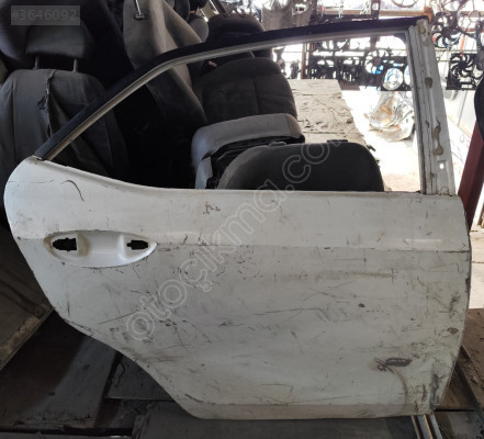 TOYOTA COROLLA SAĞ ARKA KAPI 2013 2018 ORJİNAL ÇIKMA PARÇA