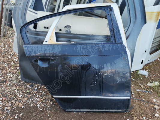 2009 VW PASSAT SAĞ ARKA KAPI