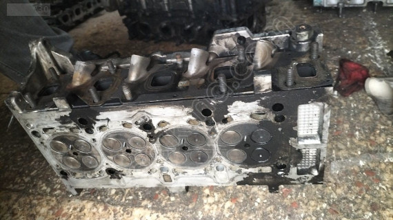 55188595 Opel Corsa 1.3 Euro 4 silindir kapağı