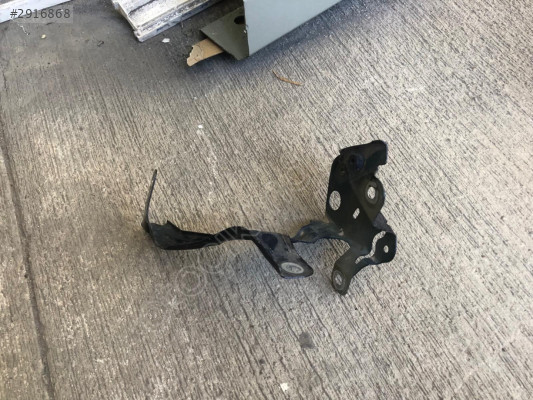 BMW 5 SERİ G30 SAĞ ÖN ÇAMURLUK BRAKETİ 7349618-14