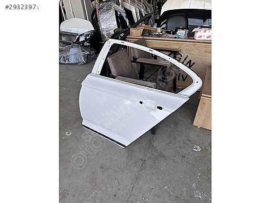 Passat b8 sol arka kapı beyaz orjinal