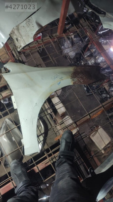 VOLKSWAGEN GOLF 6 SAĞ ÖN ÇAMURLUK