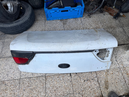 RENAULT MEGANE 1 BAGAJ KAPAĞI HATASIZ EYUPCAN OTO