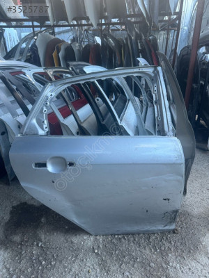 2012+2018 ford Focus arka sağ kapı