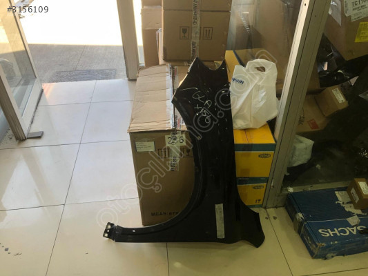 MERCEDES GLA X156 SOL ÖN ÇAMURLUK