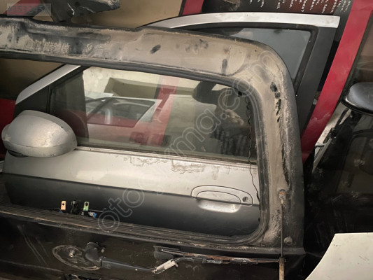 hyundai getz çıkma sol ön kapı