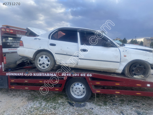 Corolla.  Sağ ön kapı