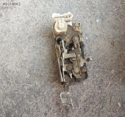fiat siena sağ ön kapı kilidi