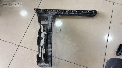 MERCEDES C SERİ W205 SOL ARKA TAMPON BRAKETİ 2058801702