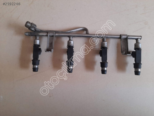 OPEL ASTRA G 1.6.BENZİNLİ ENJEKTÖRLER VE KÜTÜĞÜ KOMPLE