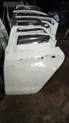 Renault Clio  4 sol arka kapı  2012