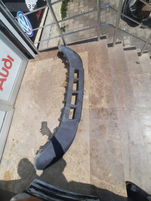 AUDİ Q3 ÖN SPOİLER