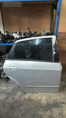 Fiat linea çıkma sağ arka kapı