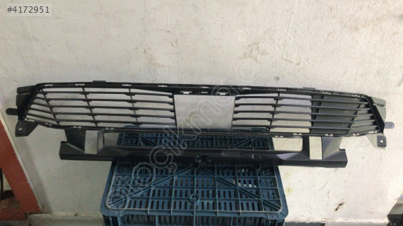 PEUGEOT 3008 5008 ÖN TAMPON ORTA IZGARA ÇIKMA ORJİNAL YEDEK PARÇA