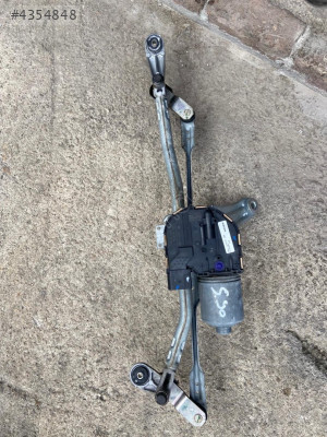 VOLVO S90 2019 D5 2.0 D ÖN CAM SİLECEK MOTORU ORJİNAL