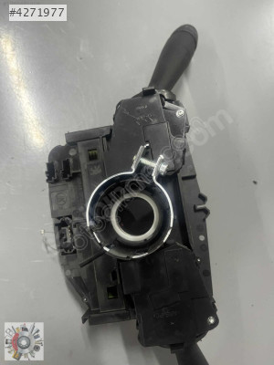 98312609ZD PEUGEOT PARTNER BERLİNGO SİNYAL SİLECEK KOLU