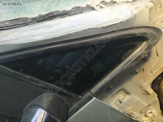ÇIKMA VW CADDY SAĞ ÖN KELEBEK CAMI
