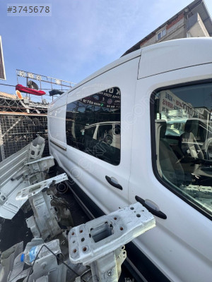 FORD TRANSİT SAĞ SÜRGÜLÜ KAPI 05366077016