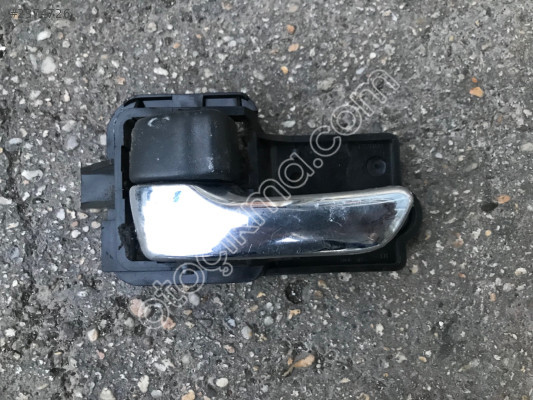Toyota Avensis Kapı İç Açma Kolu Sol