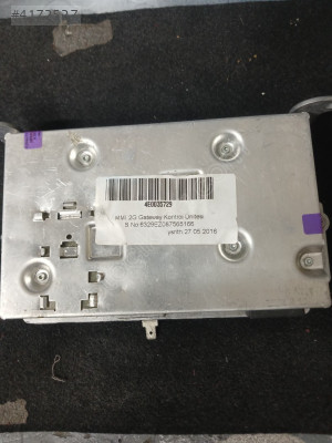 8T0035462 Multimedia Kontrol Modülü A4