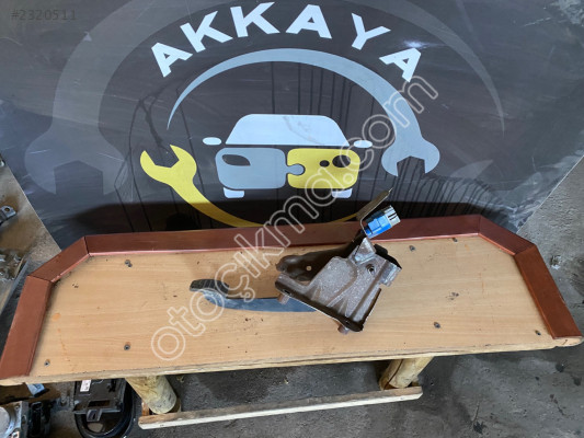 Dacia Dokker Fren Pedalı Orijinal Çıkma