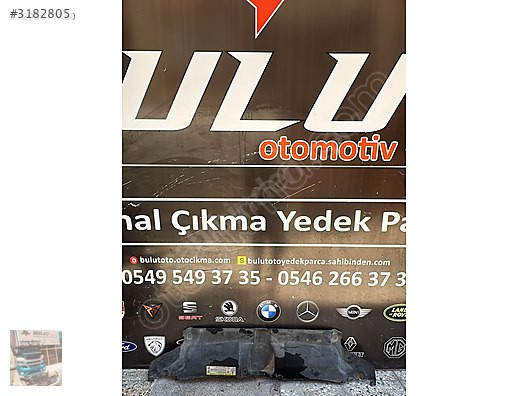 AUDİ A6 2011-2014&#039; ÖN PANEL ÜST KAPLAMA 4G0807081