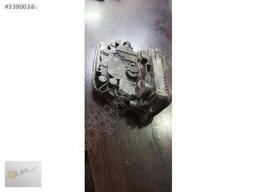 BMW G30 SAĞ ÖN KAPI KİLİDİ