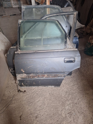Mazda 626 Sol Arka kapı