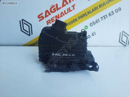 Clio 4 Orijinal Çıkma Sağ Arka Kapı Kilidi 825002104R