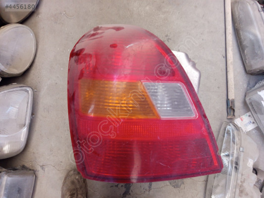 Hyundai Elantra sol arka stop